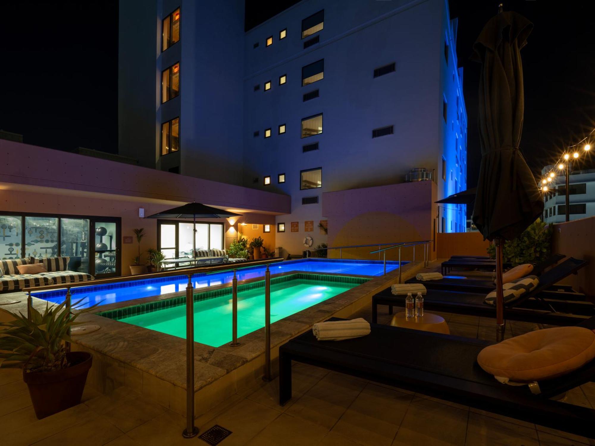 Hibird- Apartment And Suites Hotel Сан-Хуан Экстерьер фото