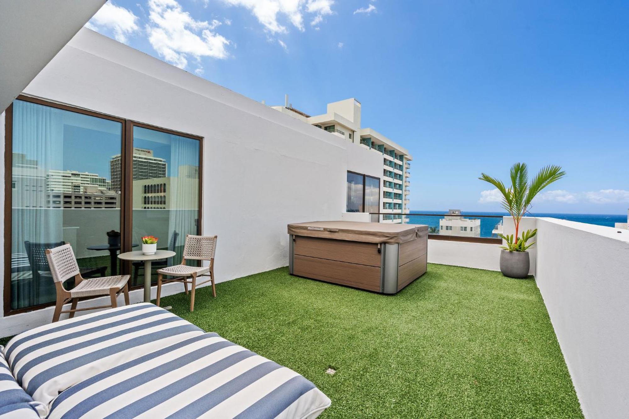 Hibird- Apartment And Suites Hotel Сан-Хуан Экстерьер фото